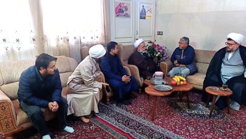 قم؛ نمائندہ ولی فقیہ افریقہ کی امام خمینی میموریل ٹرسٹ کارگل کے چیئرمین سے ملاقات/ امام خمینی عالمی ایوارڈ کے اعزاز پر مبارکباد