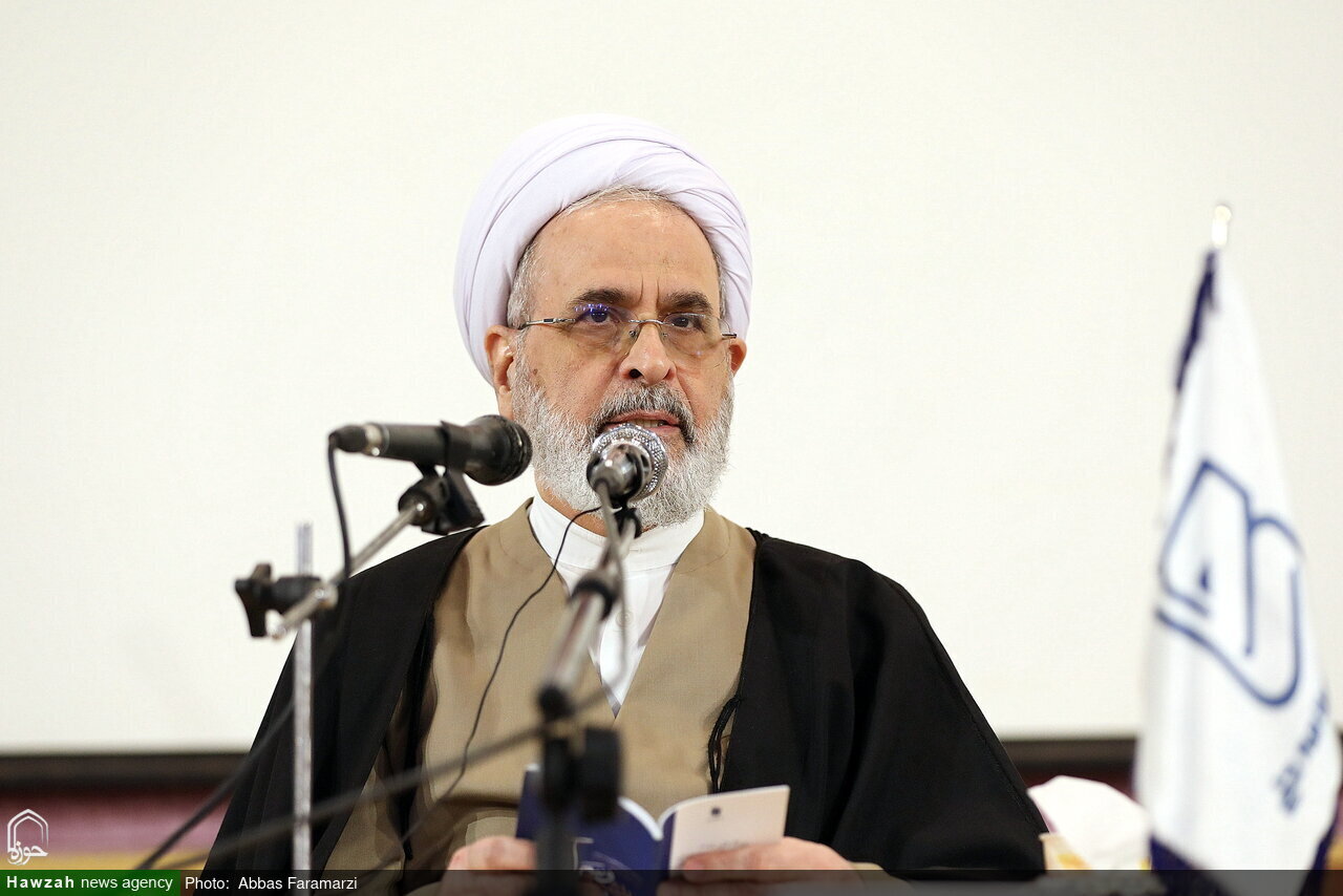 İslam humanitar elmləri sahəsində tədqiqatların gücləndirilməsi hövzə ilə universitet arasında qarşılıqlı əməkdaşlığın mühüm faydalarından biridir