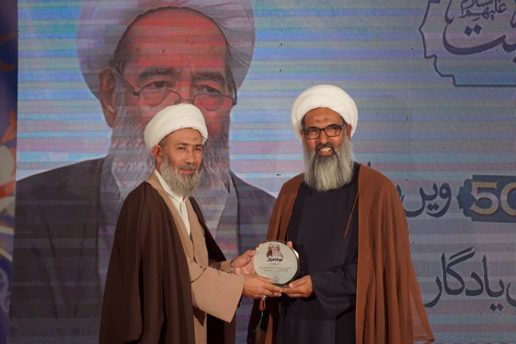 جامعہ اہلبیت میں عظیم الشان گولڈن جوبلی تقریب؛ قلب پاکستان میں عظیم دینی درسگاہ جامعہ اہلبیت، محسن ملّت کی عظیم میراث: علماء کا خطاب