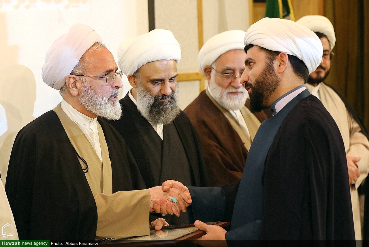 تقدیر از دبیرخانه جشنواره علامه حلی سمنان به‌عنوان یکی از دبیرخانه‌های برتر استانی