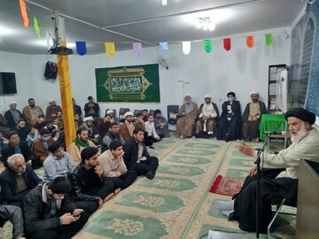 تصاویر/ درس اخلاق طلاب در مدرسه علمیه دزفول