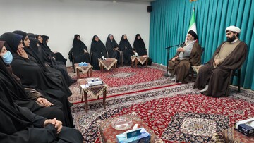 حجاب، شخصیت و مصونیت زن را تضمین می کند