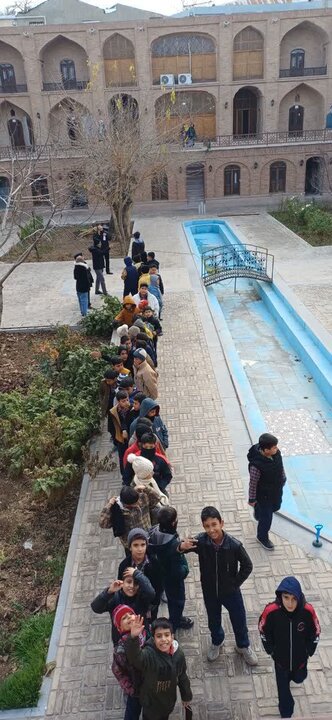 تصاویر /قدم در فضای معنوی مدرسه علمیه صالحیه  با حضور دانش آموزان