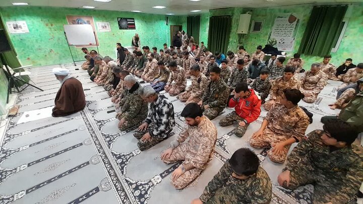 تصاویر / حضور امام جمعه شهرستان آبیک در رزمایش بیت‌المقدس ۱۶ و در جمع بسیجیان گردان بیت‌المقدس بخش بشاریات