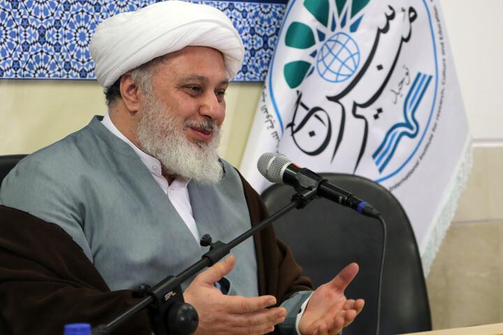 تصاویر/ آیین گرامی‌داشت هفته پژوهش و رونمایی از آثار جدید مؤسسه آموزشی، پژوهشی و بین‌المللی سراج منیر توحید