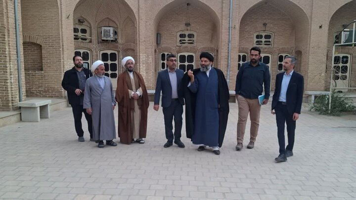 تصاویر/ بازدید و اخذ تصمیمات جهت تسریع در تکمیل پروژه‌های عمرانی، مرمت و نگهداری از مدارس علمیه استان یزد