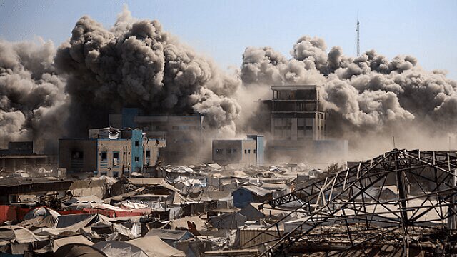 غزہ کے تعلیمی اداروں پر صہیونی حملہ، متعدد شہید اور زخمی+ ویڈیو