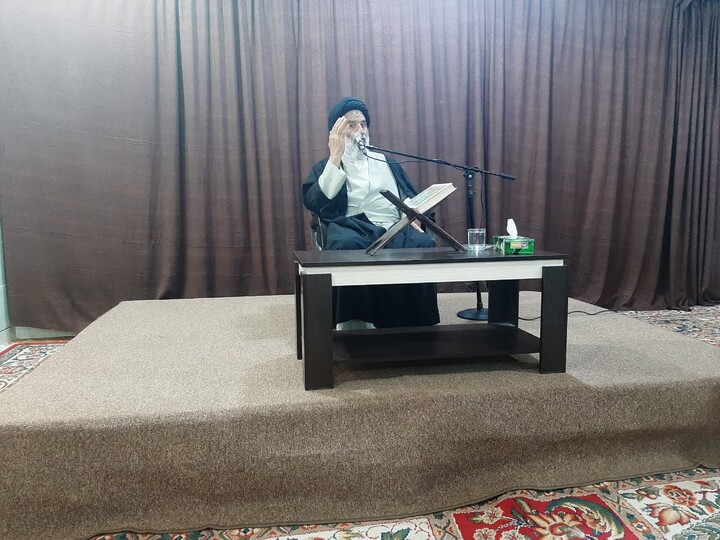 تصاویر/درس اخلاق طلاب در مدرسه علمیه شوشتر