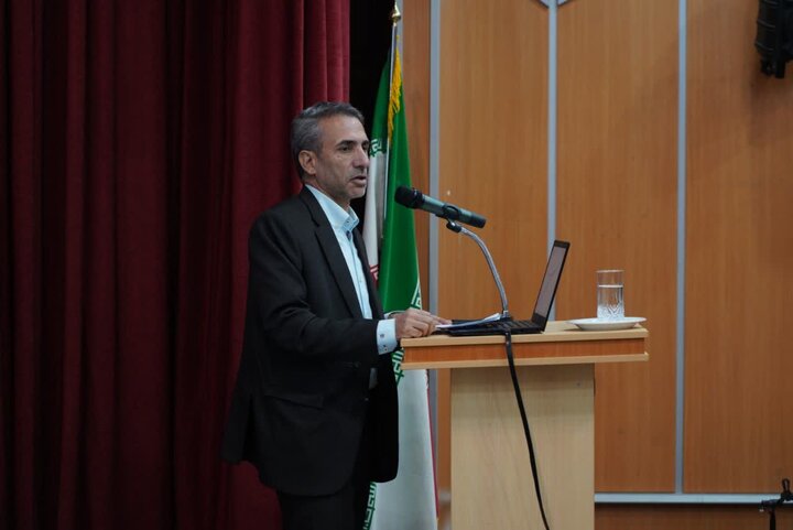 تصاویر/همایش وحدت حوزه و دانشگاه در لرستان