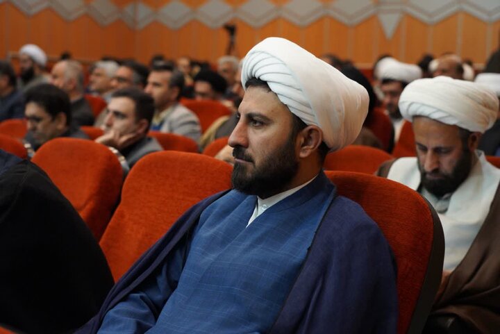 تصاویر/همایش وحدت حوزه و دانشگاه در لرستان