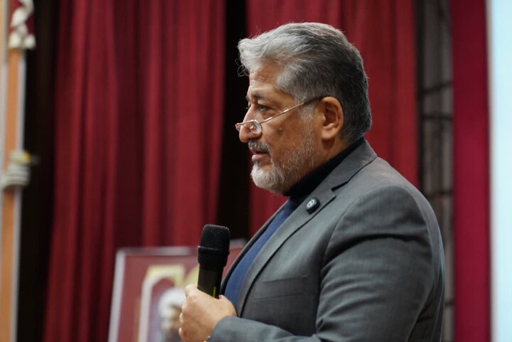 تصاویر/همایش وحدت حوزه و دانشگاه در لرستان