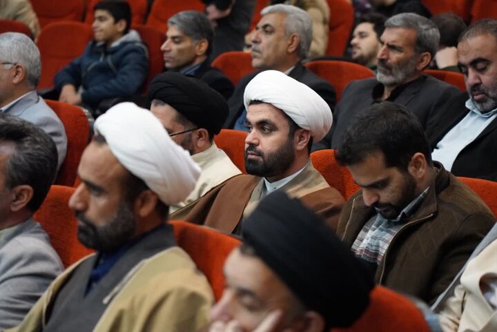 تصاویر/همایش وحدت حوزه و دانشگاه در لرستان