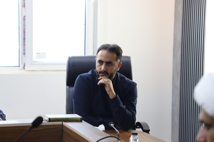 تصاویر/نشست هم‌اندیشی برگزاری برنامه های اعتکاف در سنندج