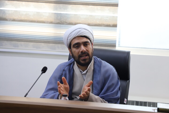 تصاویر/نشست هم‌اندیشی برگزاری برنامه های اعتکاف در سنندج