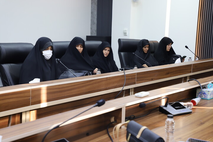 تصاویر/نشست هم‌اندیشی برگزاری برنامه های اعتکاف در سنندج