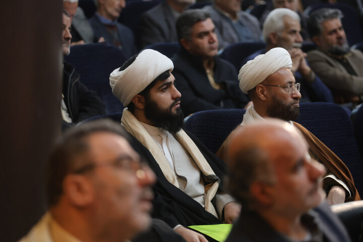 تصاویر / آیین بزرگداشت شهید آیت‌الله مفتح در تویسرکان