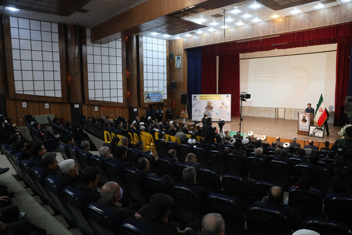 تصاویر / آیین بزرگداشت شهید آیت‌الله مفتح در تویسرکان