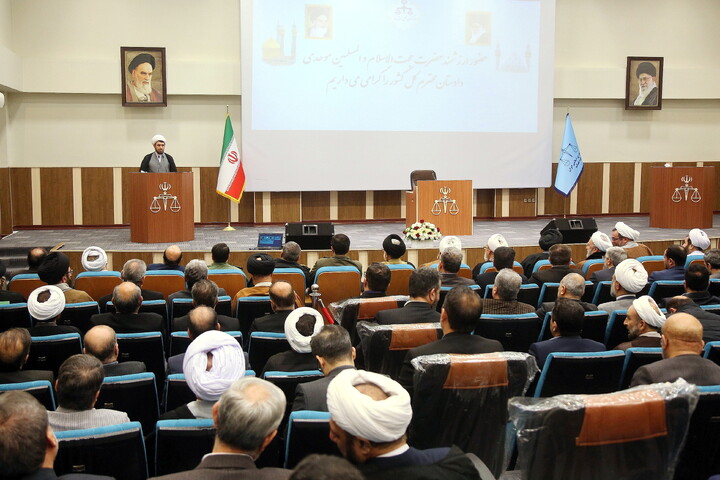 تصاویر/ مراسم تودیع و معارفه دادستان عمومی و انقلاب اسلامی استان قم