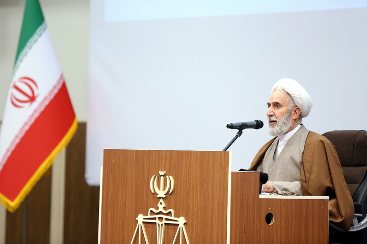 تصاویر/ مراسم تودیع و معارفه دادستان عمومی و انقلاب اسلامی استان قم