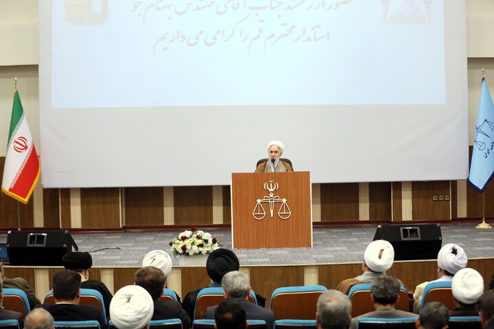 تصاویر/ مراسم تودیع و معارفه دادستان عمومی و انقلاب اسلامی استان قم