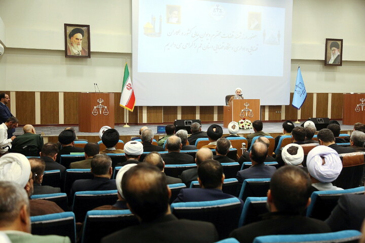 تصاویر/ مراسم تودیع و معارفه دادستان عمومی و انقلاب اسلامی استان قم