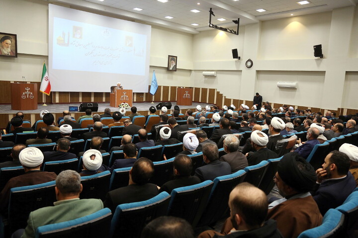 تصاویر/ مراسم تودیع و معارفه دادستان عمومی و انقلاب اسلامی استان قم