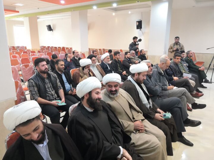 همایش فعالان مردمی اعتکاف استان ایلام