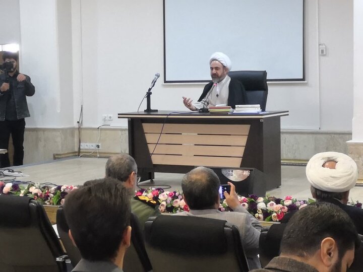 همایش فعالان مردمی اعتکاف استان ایلام