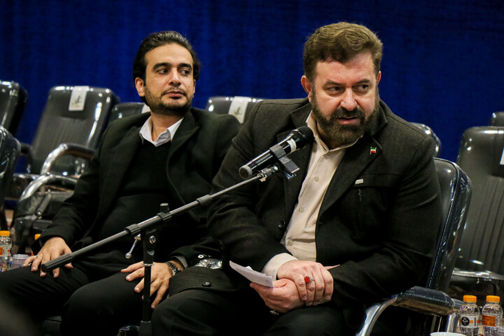 تصاویر/ دیدار استاندار همراه با معاونان و فرمانداران استان قم با آیت الله اعرافی