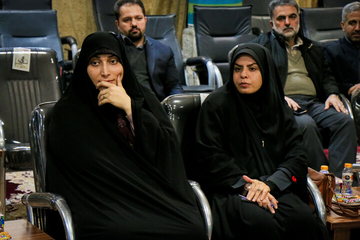 تصاویر/ دیدار استاندار همراه با معاونان و فرمانداران استان قم با آیت الله اعرافی