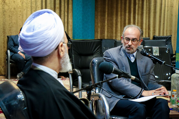 تصاویر/ دیدار استاندار همراه با معاونان و فرمانداران استان قم با آیت الله اعرافی