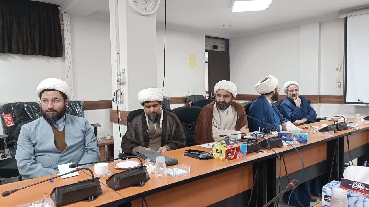 تذکرلسانی باید در جامعه فراگیر شود