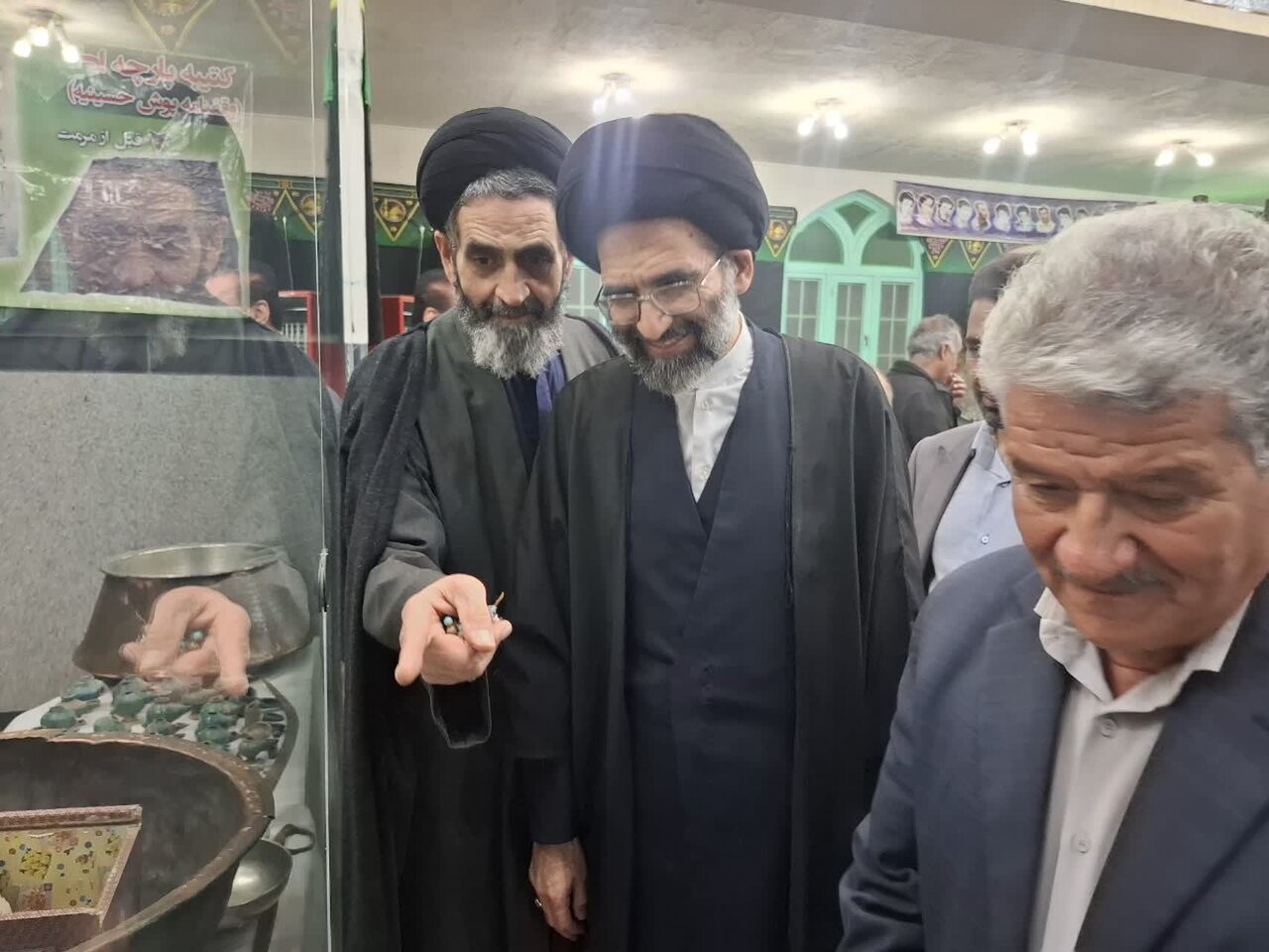 الواح ثبتی آئین‌های عزاداری محرم، هیئت سقایی علی اکبر(ع) بیدگل رونمایی شد +تصاویر