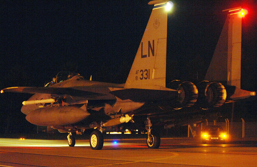 القوات الأمريكية تقصف 70 موقعا تابعا لتنظيم داعش في سوريا حتى الآن في الهجوم المتواصل