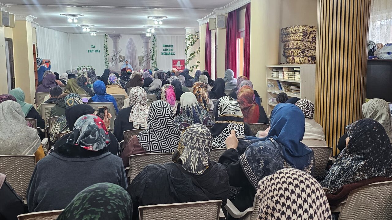 Bilge Kadın Derneği’nden Hz. Fatıma’yı (s.a.) Anma Programı