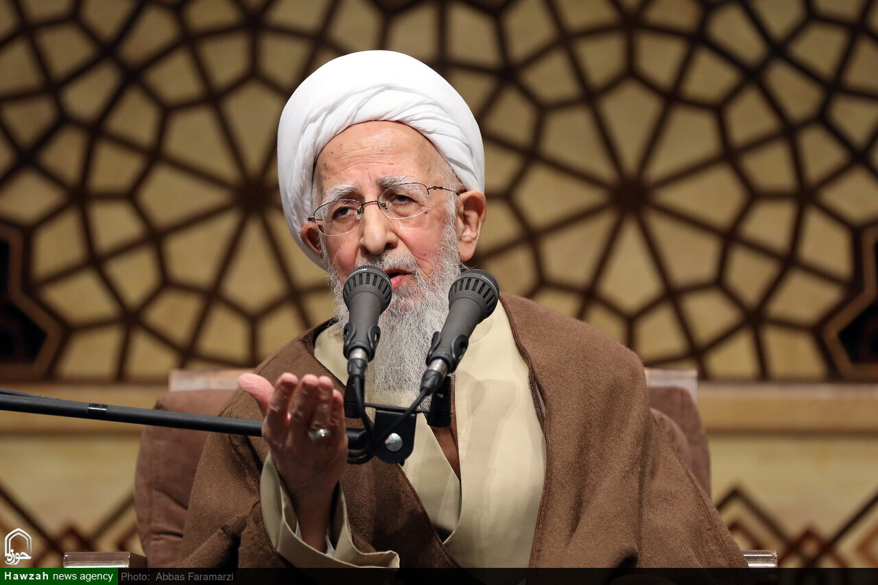 নারী সর্বোত্তম সৃষ্টির প্রতিফলন, প্রবাহ ও অনুগ্রহের পথ