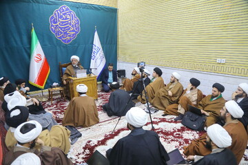 تصاویر / نشست ویژه فقه سیاست خارجی در مرکز علمی - پژوهشی دین و تمدن