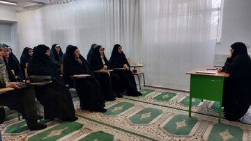 برگزاری کارگاه مقاله نویسی ویژه خواهران طلبه الیگودرزی