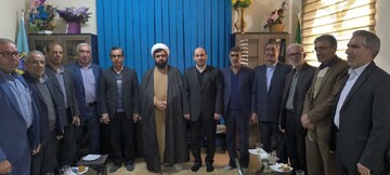 تصاویر/ دیدار رئیس هیأت نظارت بر انتخابات با امام جمعه چرداول