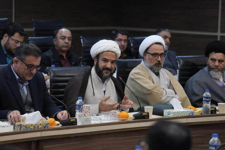 تصاویر / برگزاری نشست وحدت حوزه و دانشگاه در دانشگاه بوعلی