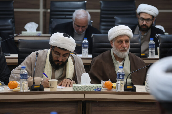 تصاویر / برگزاری نشست وحدت حوزه و دانشگاه در دانشگاه بوعلی