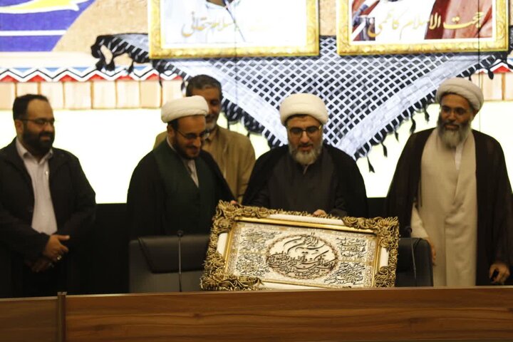 تصاویر/ آیین تکریم و معارفه مدیر کل تبلیغات اسلامی استان هرمزگان