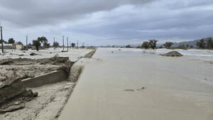 تصاویر/ سیل و امدادرسانی در جاسک