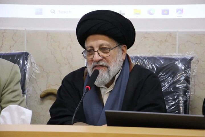 تصاویر|برگزاری نشست «نسب‌شناسی در مکتب اهل‌بیت(ع)» در حوزه علمیه اصفهان