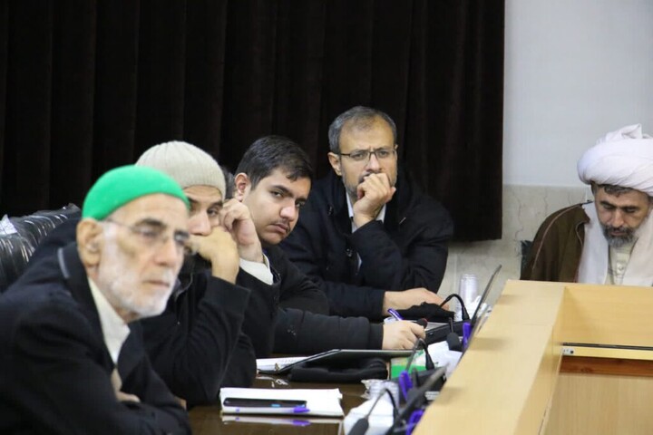 تصاویر|برگزاری نشست «نسب‌شناسی در مکتب اهل‌بیت(ع)» در حوزه علمیه اصفهان