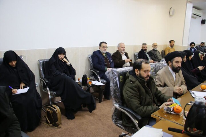 تصاویر|برگزاری نشست «نسب‌شناسی در مکتب اهل‌بیت(ع)» در حوزه علمیه اصفهان