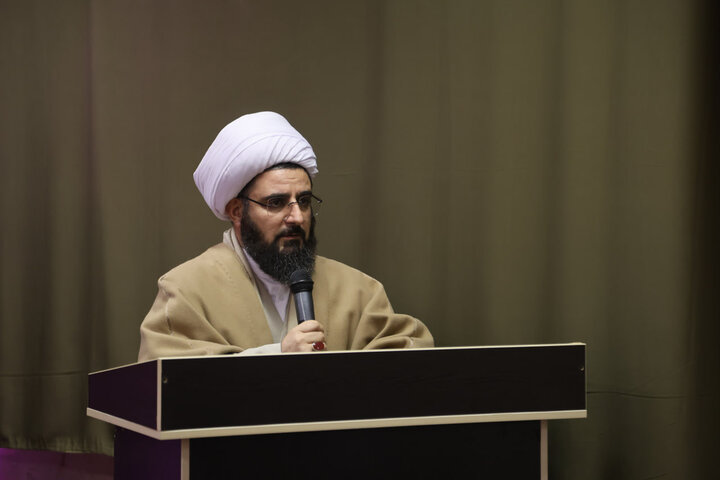 تصاویر / همایش مشترک ائمه جمعه استان، مدیران مدارس علمیه خواهران و اعضای هیئت امنای حوزه علمیه خواهران استان در شهر کبودرآهنگ