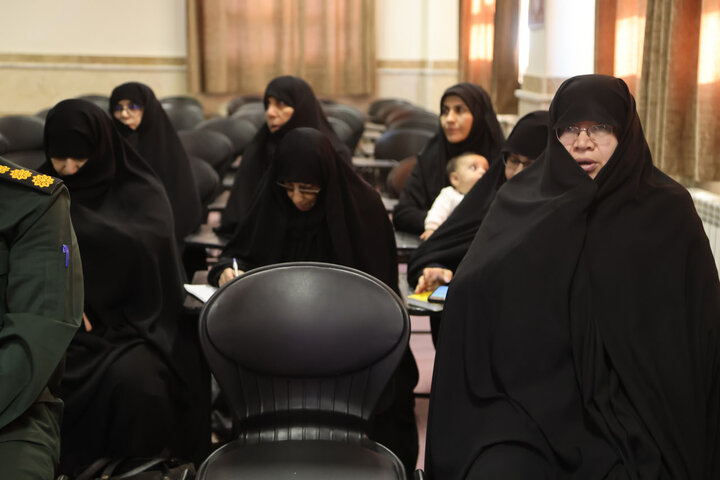 تصاویر / همایش مشترک ائمه جمعه استان، مدیران مدارس علمیه خواهران و اعضای هیئت امنای حوزه علمیه خواهران استان در شهر کبودرآهنگ