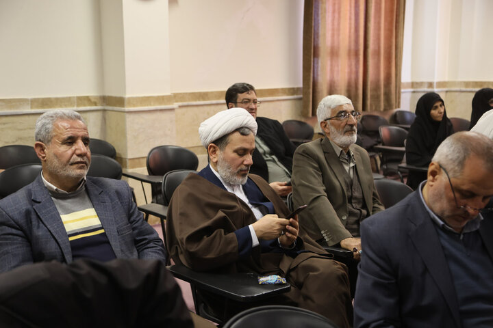 تصاویر / همایش مشترک ائمه جمعه استان، مدیران مدارس علمیه خواهران و اعضای هیئت امنای حوزه علمیه خواهران استان در شهر کبودرآهنگ