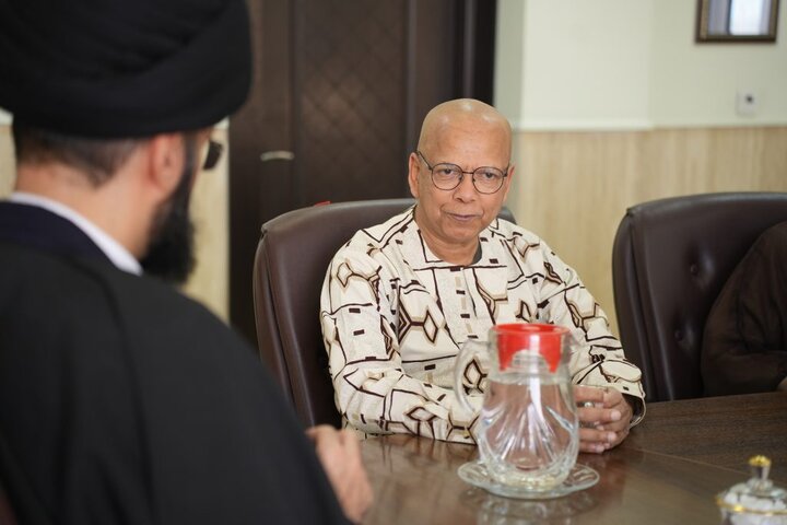 حضور پروفسور فرید اسحاق، اسلام‌شناس برجسته و استاد دانشگاه هاروارد در دانشگاه باقرالعلوم(ع) در قم